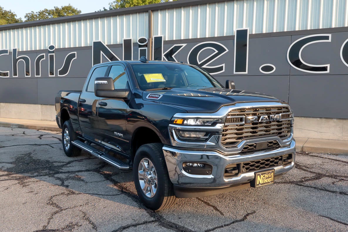 2026 RAM 2500 Big Horn 4x4 Crew Cab 6'4 Box