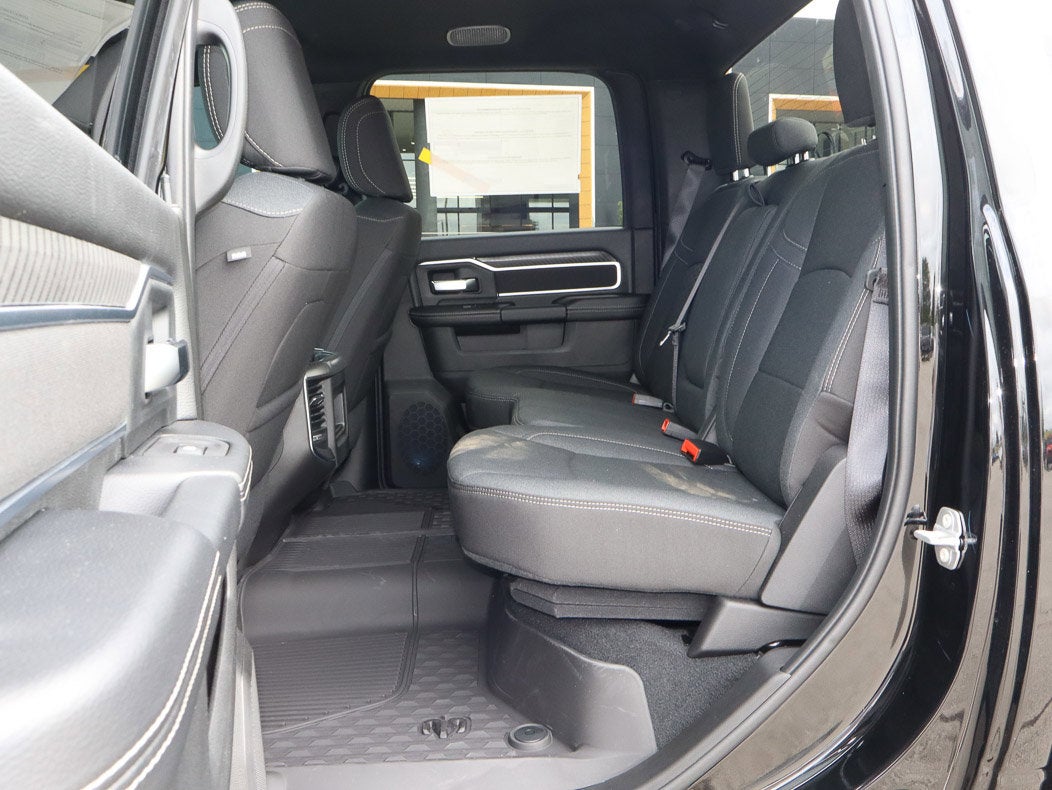 2026 RAM 2500 Big Horn 4x4 Crew Cab 6'4 Box