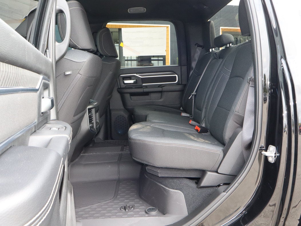 2026 RAM 2500 Big Horn 4x4 Crew Cab 6'4 Box