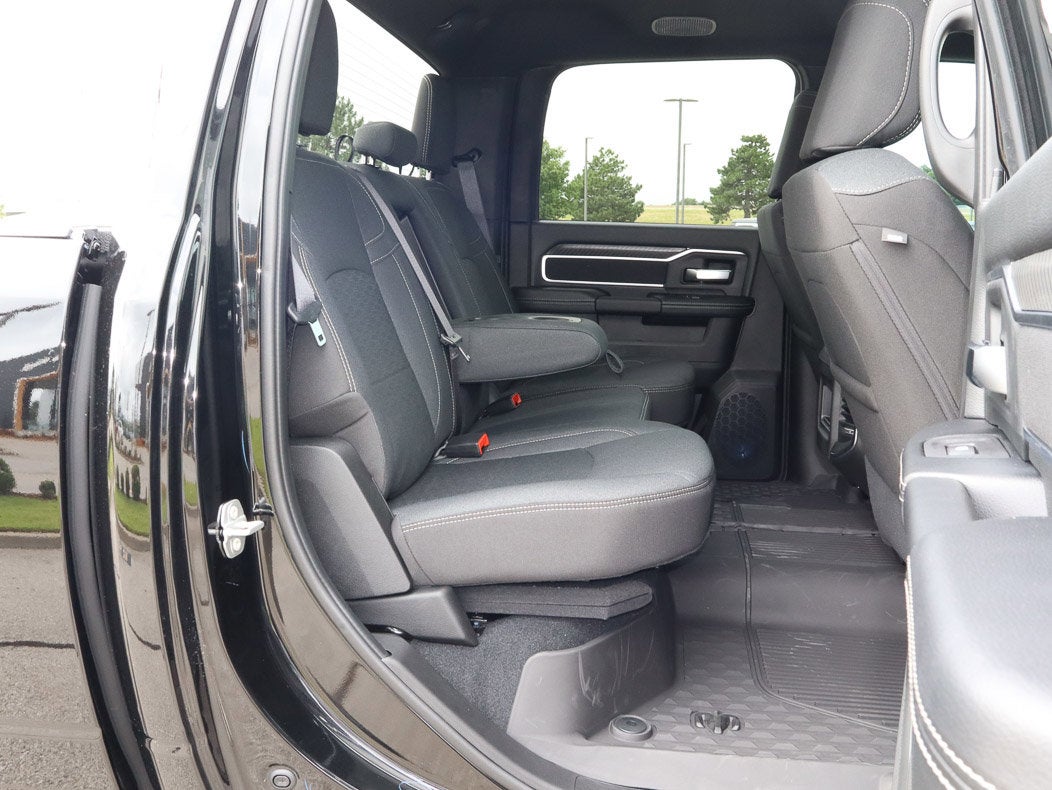 2026 RAM 2500 Big Horn 4x4 Crew Cab 6'4 Box