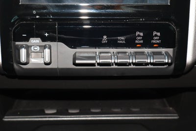2026 RAM 2500 Big Horn 4x4 Crew Cab 6'4 Box