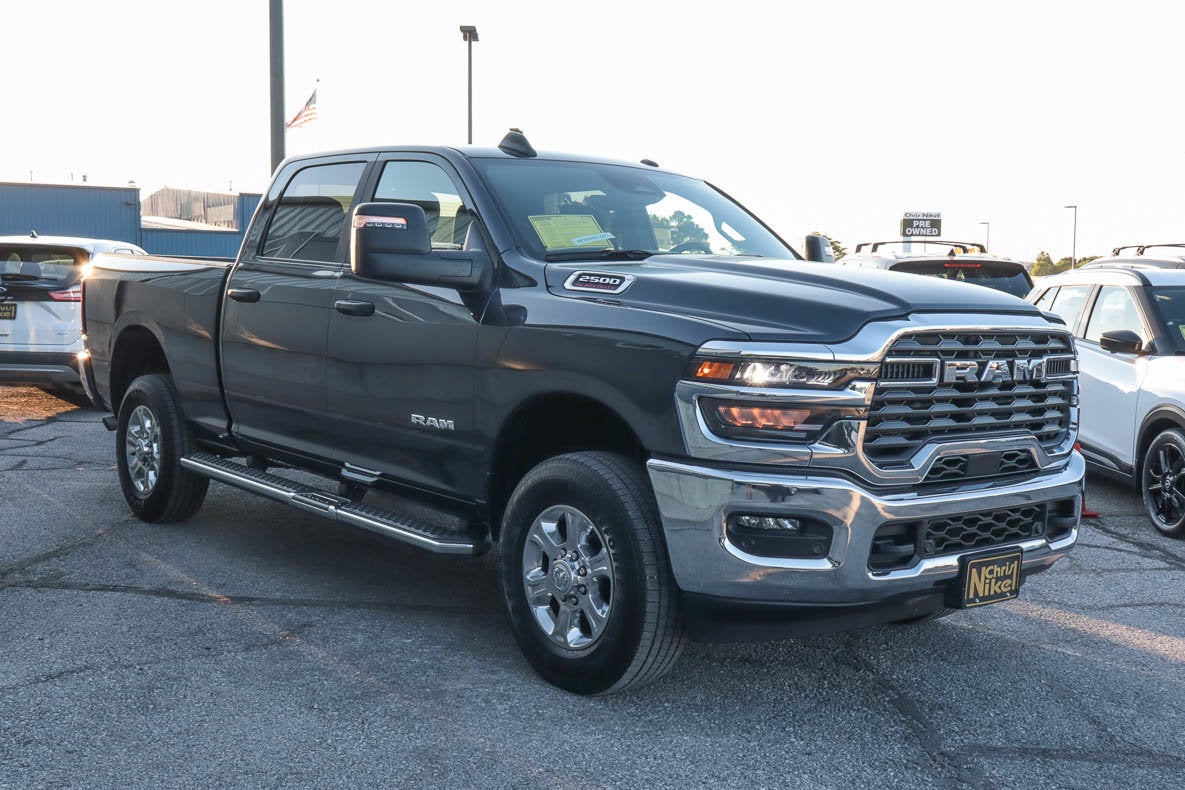 2026 RAM 2500 Big Horn 4x4 Crew Cab 6'4 Box