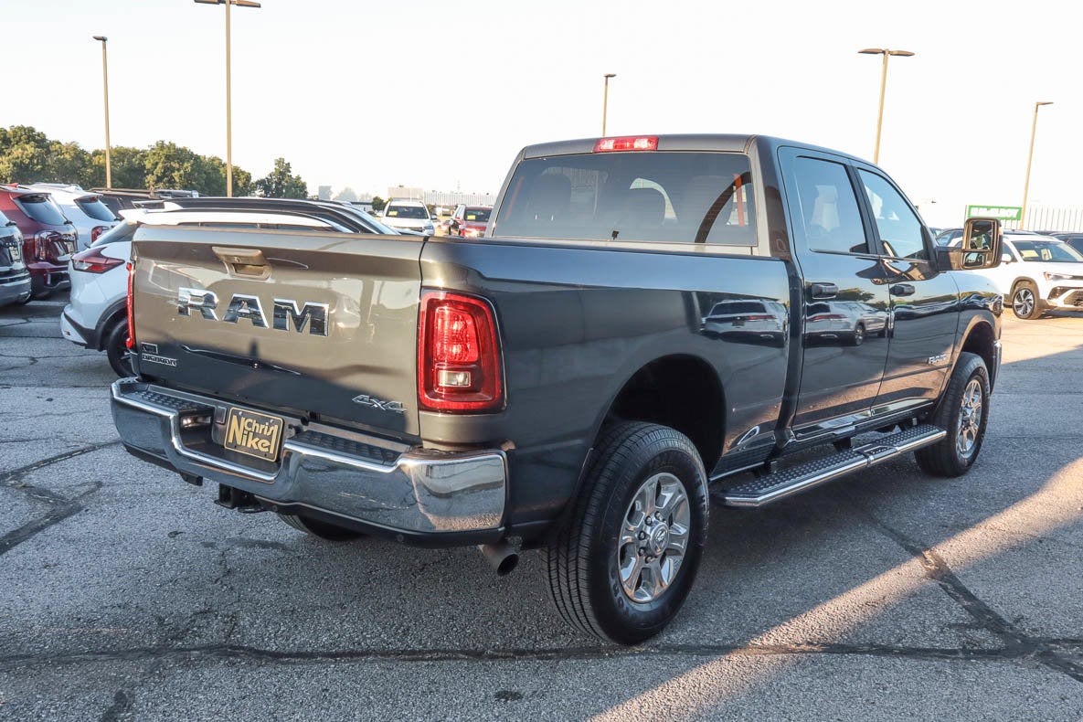 2026 RAM 2500 Big Horn 4x4 Crew Cab 6'4 Box