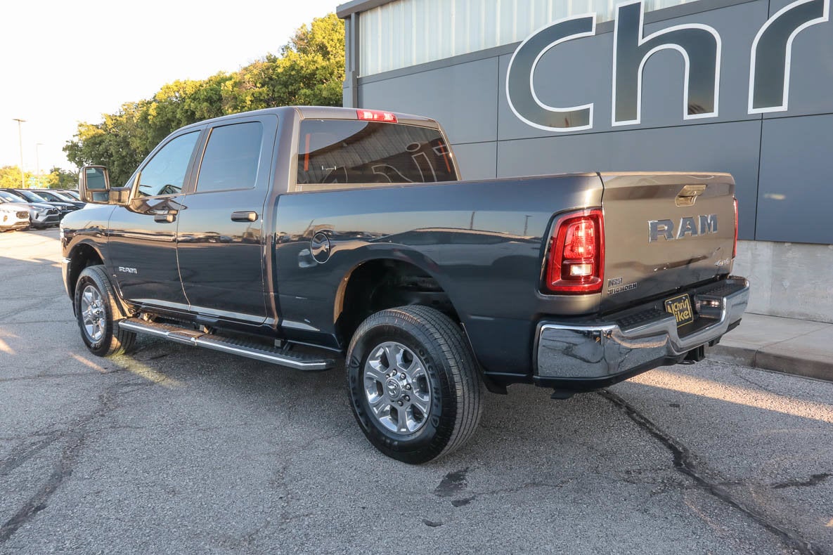 2026 RAM 2500 Big Horn 4x4 Crew Cab 6'4 Box