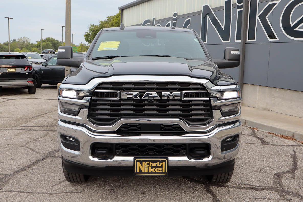 2026 RAM 2500 Big Horn 4x4 Crew Cab 6'4 Box