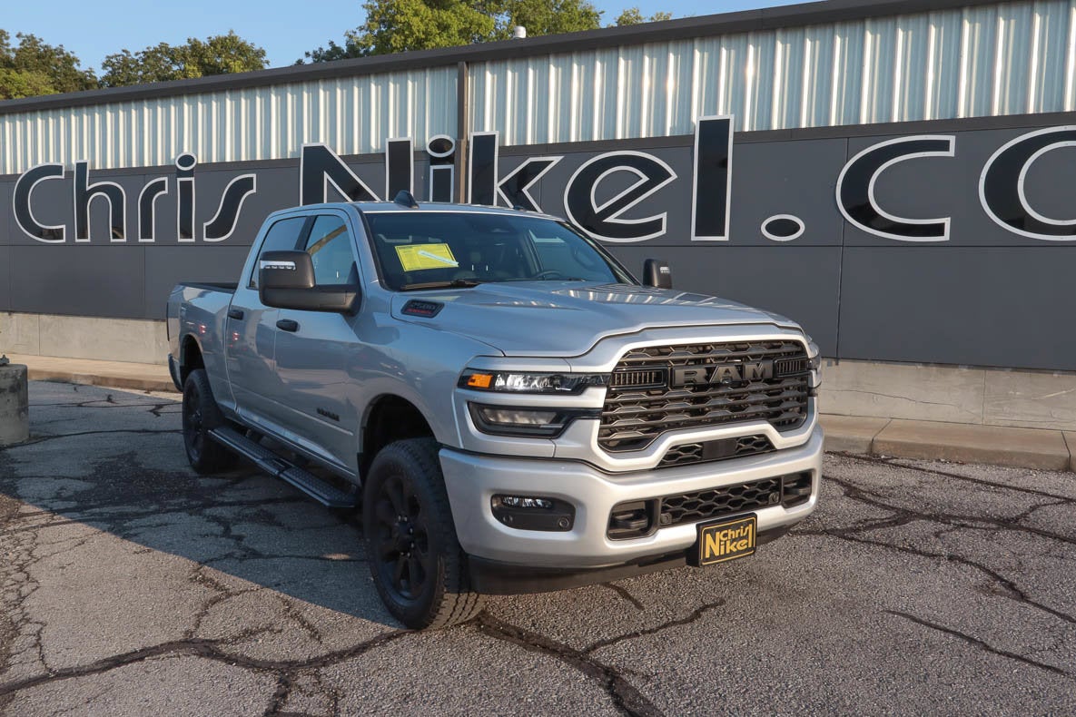 2026 RAM 2500 Big Horn 4x4 Crew Cab 6'4 Box