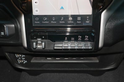 2026 RAM 2500 Big Horn 4x4 Crew Cab 6'4 Box