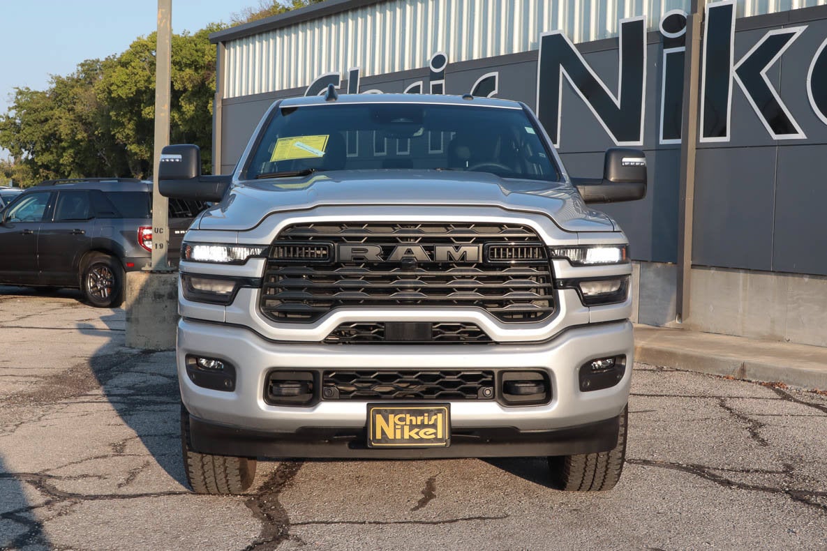 2026 RAM 2500 Big Horn 4x4 Crew Cab 6'4 Box