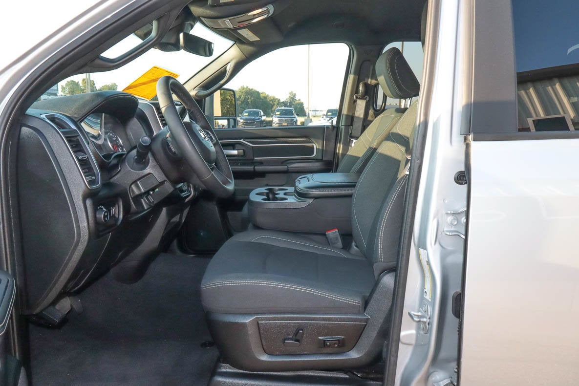 2026 RAM 2500 Big Horn 4x4 Crew Cab 6'4 Box