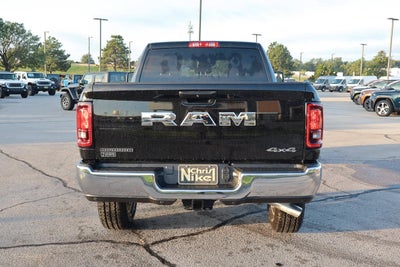 2027 RAM 2500 Big Horn 4x4 Crew Cab 6'4 Box