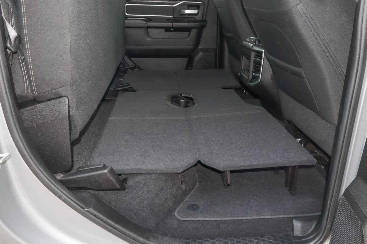 2022 RAM 2500 Big Horn 4x4 Crew Cab 6'4 Box