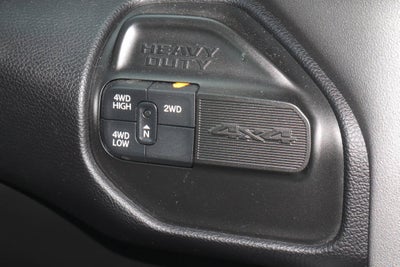 2022 RAM 2500 Big Horn 4x4 Crew Cab 6'4 Box