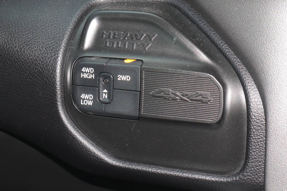 2022 RAM 2500 Big Horn 4x4 Crew Cab 6'4 Box