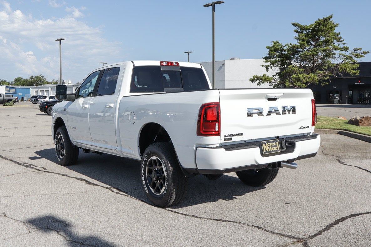 2027 RAM 2500 Laramie 4x4 Crew Cab 6'4 Box