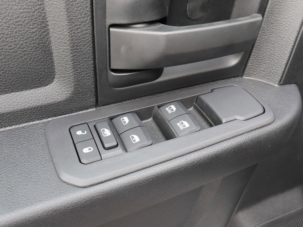 2026 RAM 2500 Tradesman 4x4 Crew Cab 8' Box