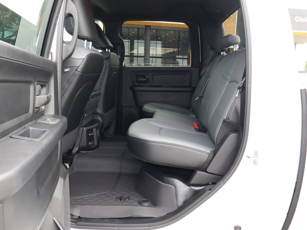 2026 RAM 2500 Tradesman 4x4 Crew Cab 8' Box