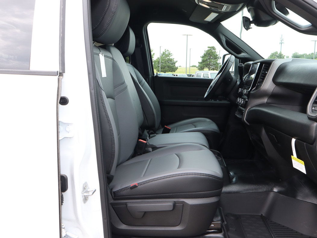 2026 RAM 2500 Tradesman 4x4 Crew Cab 8' Box