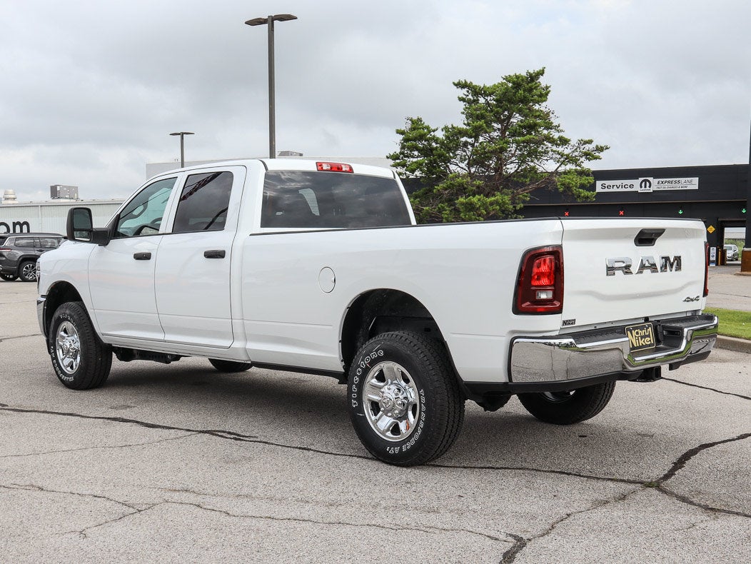 2026 RAM 2500 Tradesman 4x4 Crew Cab 8' Box