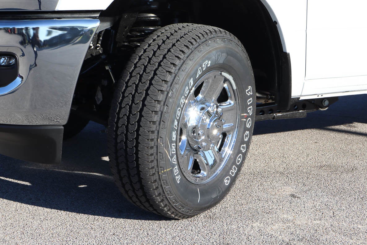 2026 RAM 2500 Tradesman 4x4 Crew Cab 8' Box