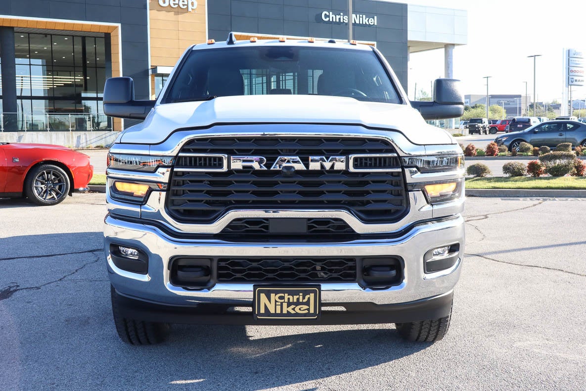 2026 RAM 2500 Tradesman 4x4 Crew Cab 8' Box