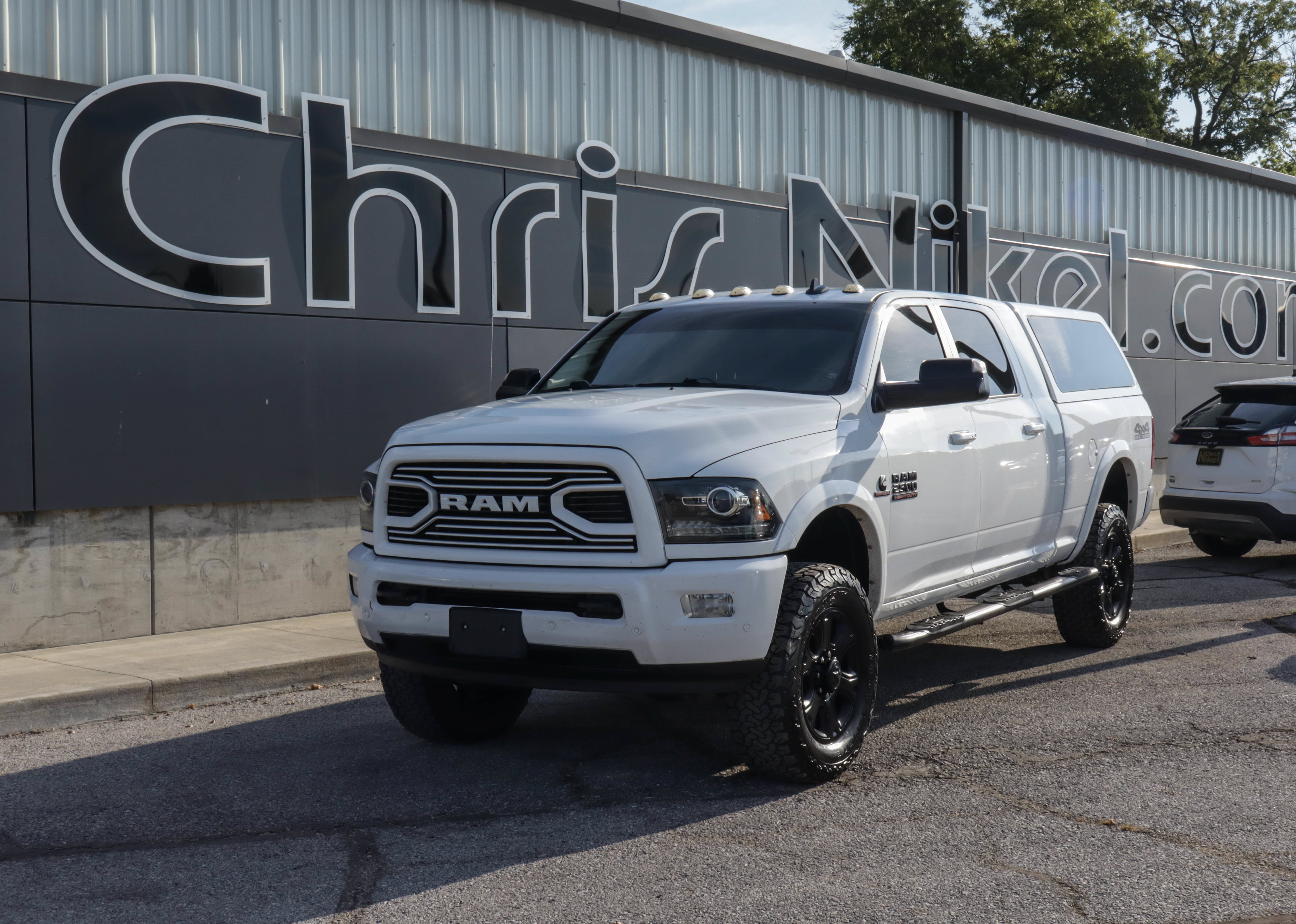 2018 RAM 2500 Laramie 4x4 Mega Cab 6'4 Box