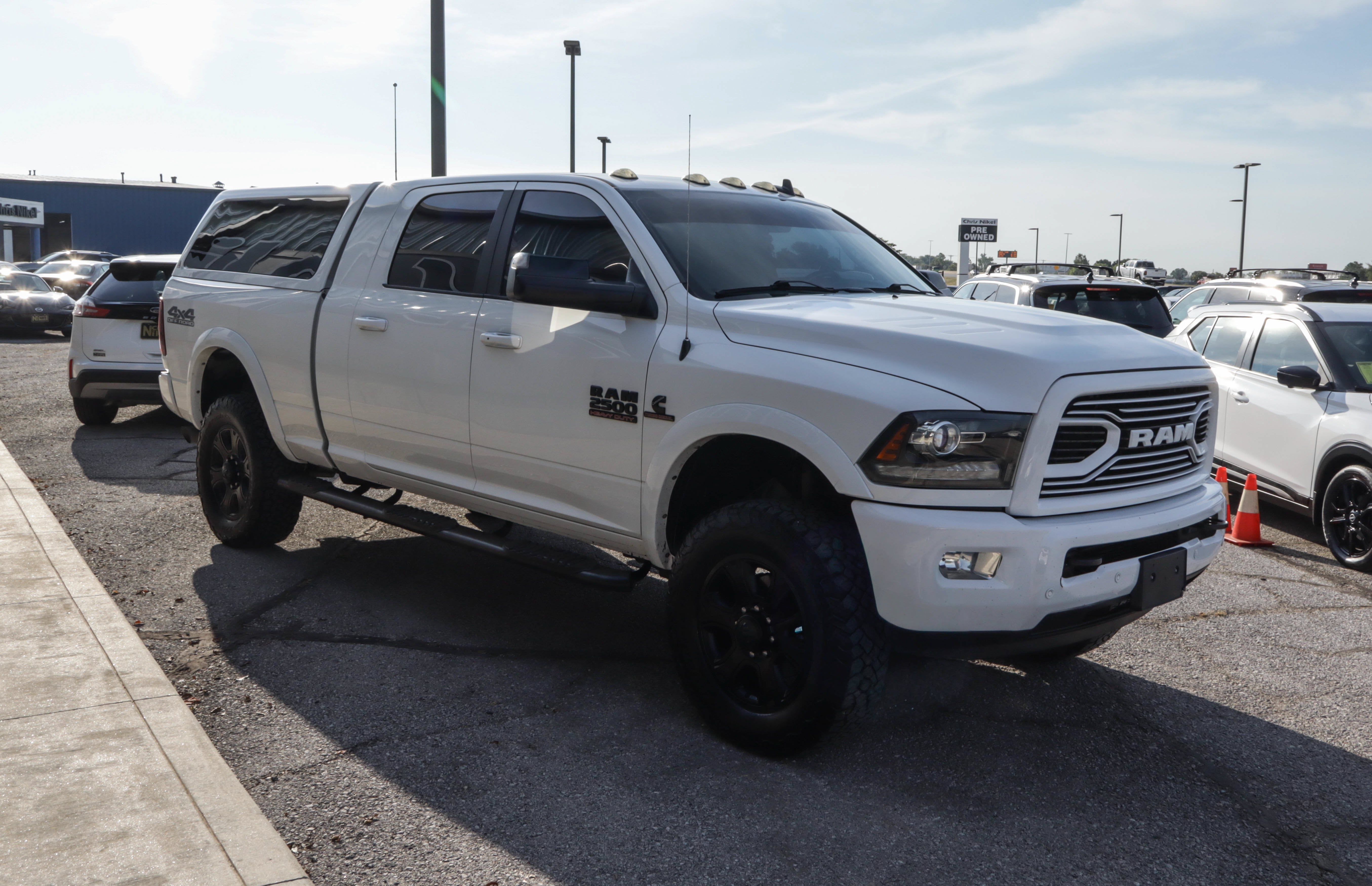 2018 RAM 2500 Laramie 4x4 Mega Cab 6'4 Box