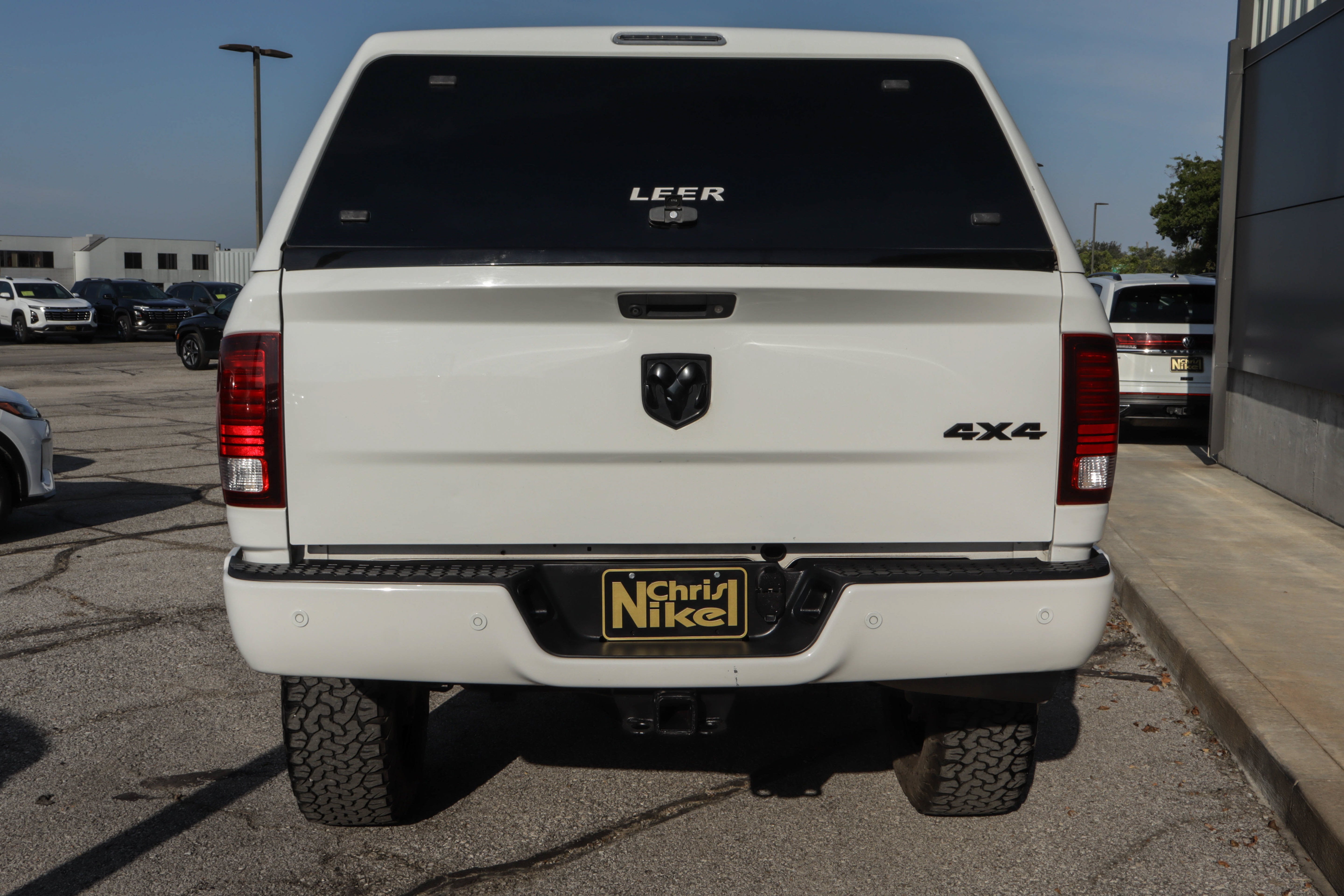 2018 RAM 2500 Laramie 4x4 Mega Cab 6'4 Box