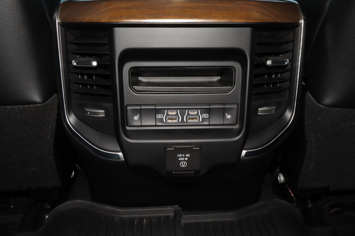 2024 RAM 2500 Laramie 4x4 Mega Cab 6'4 Box