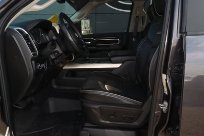 2024 RAM 2500 Laramie 4x4 Mega Cab 6'4 Box