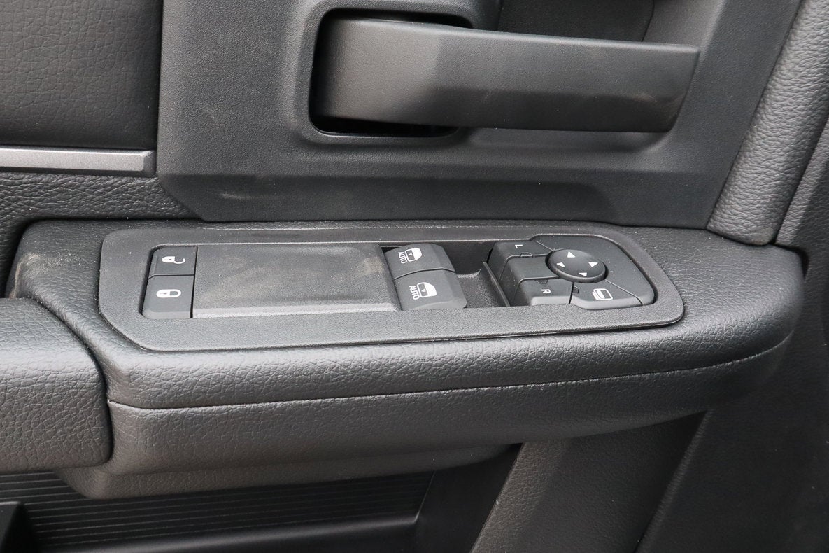 2026 RAM 4500 Chassis Cab Tradesman 4x4 Reg Cab 84 CA 168.5 WB