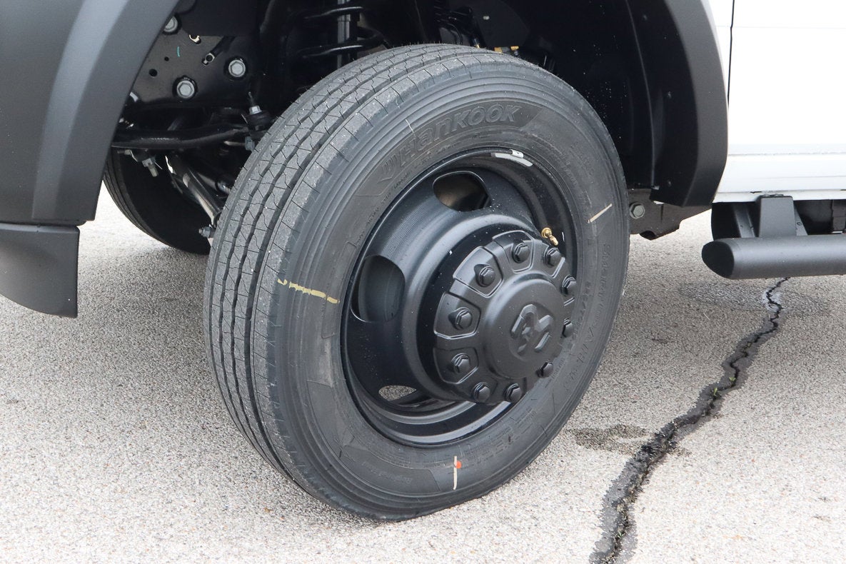 2026 RAM 4500 Chassis Cab Tradesman 4x4 Reg Cab 84 CA 168.5 WB