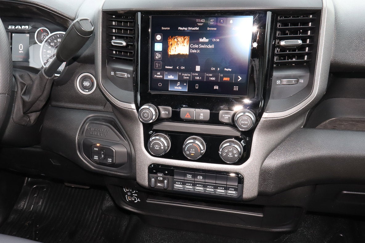 2026 RAM 4500 Chassis Cab Tradesman 4x4 Reg Cab 84 CA 168.5 WB