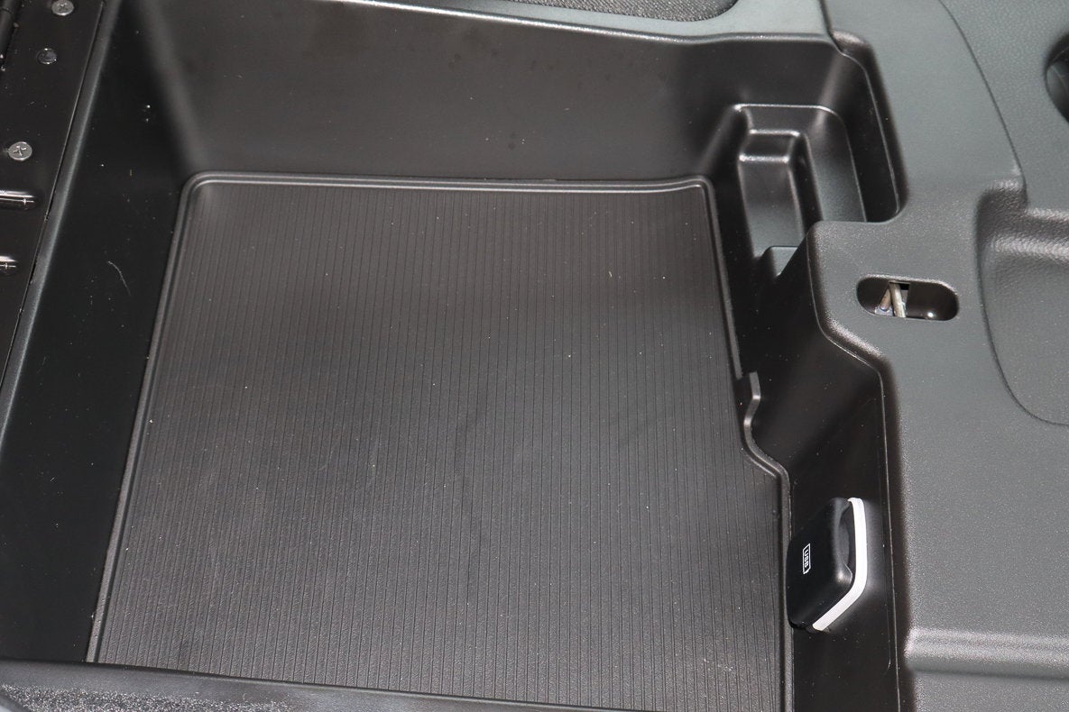 2026 RAM 4500 Chassis Cab Tradesman 4x4 Reg Cab 84 CA 168.5 WB