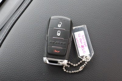 2026 RAM 4500 Chassis Cab Tradesman 4x4 Reg Cab 84 CA 168.5 WB