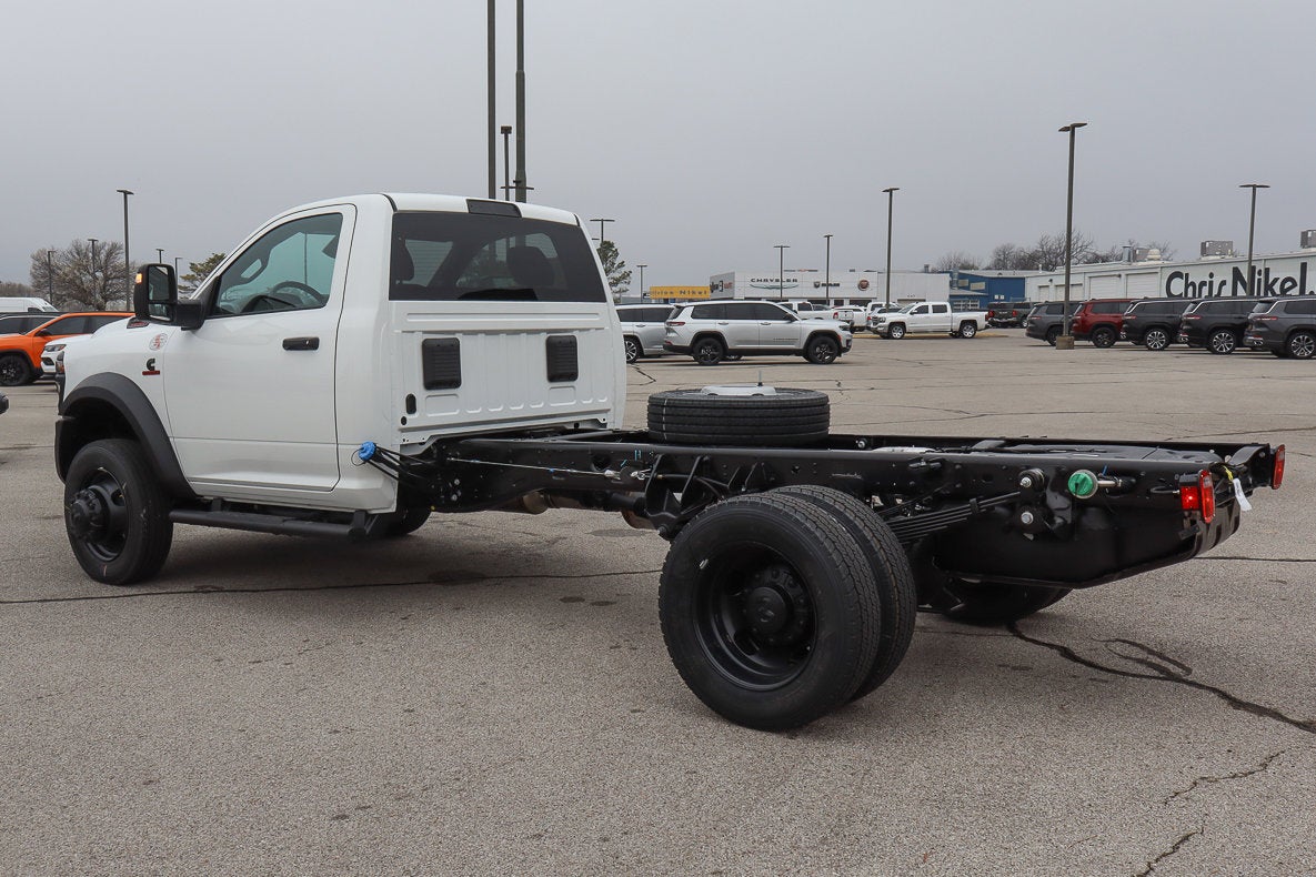 2026 RAM 4500 Chassis Cab Tradesman 4x4 Reg Cab 84 CA 168.5 WB