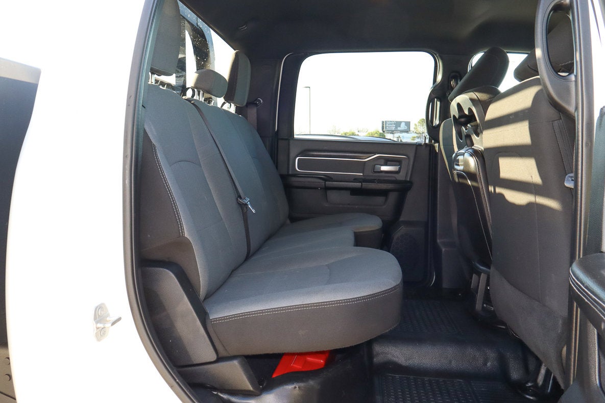 2023 RAM 4500 Chassis Cab SLT 4x4 Crew Cab 84 CA 197.4 WB