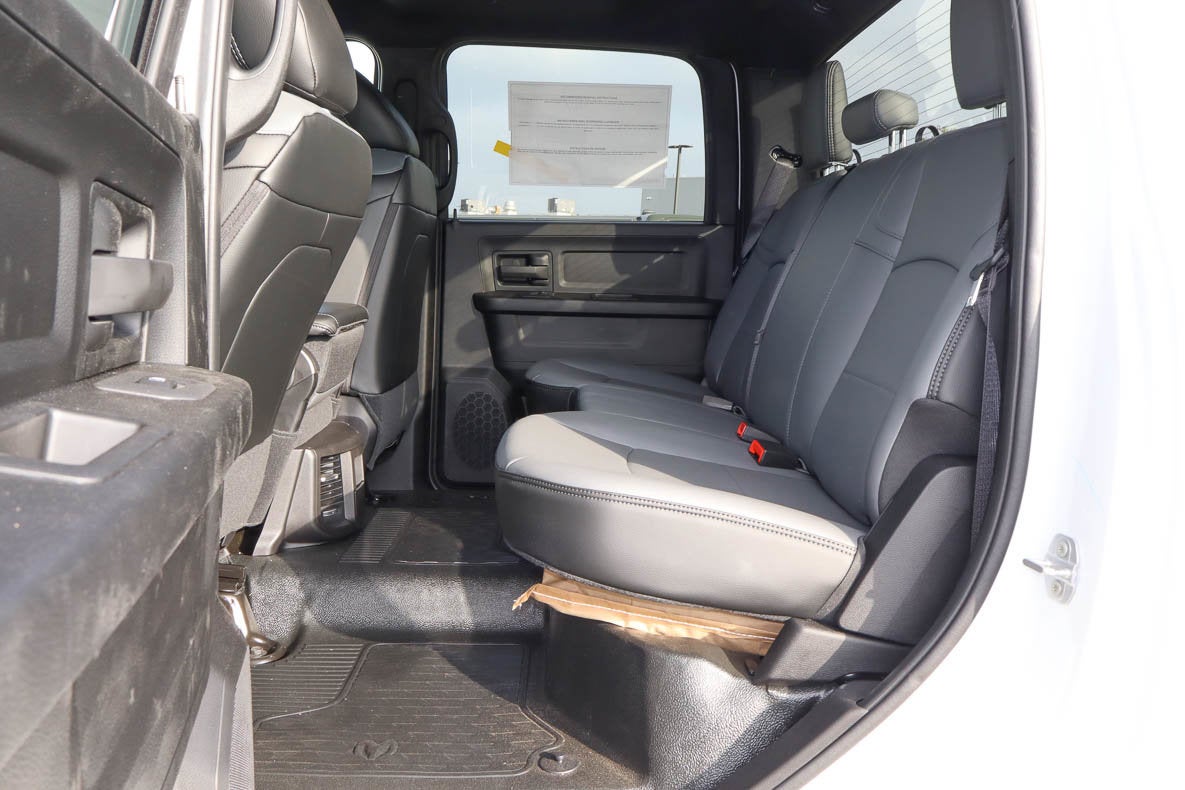2026 RAM 4500 Chassis Cab Tradesman 4x4 Crew Cab 84 CA 197.4 WB