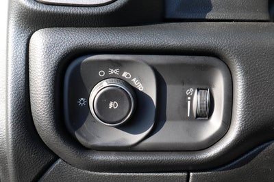 2026 RAM 5500 Chassis Cab Tradesman 4x2 Reg Cab 120 CA 204.5 WB