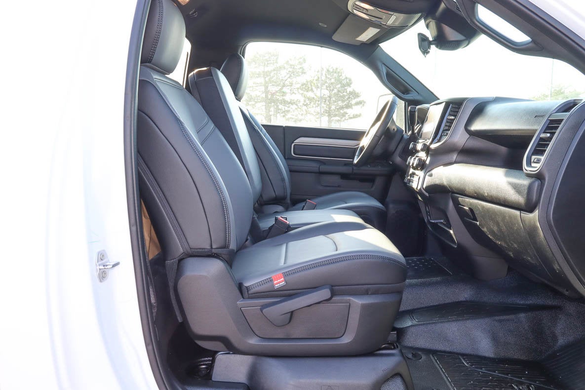 2026 RAM 5500 Chassis Cab Tradesman 4x2 Reg Cab 120 CA 204.5 WB