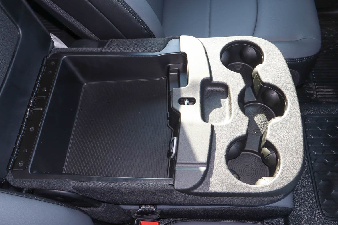 2026 RAM 5500 Chassis Cab Tradesman 4x2 Reg Cab 120 CA 204.5 WB