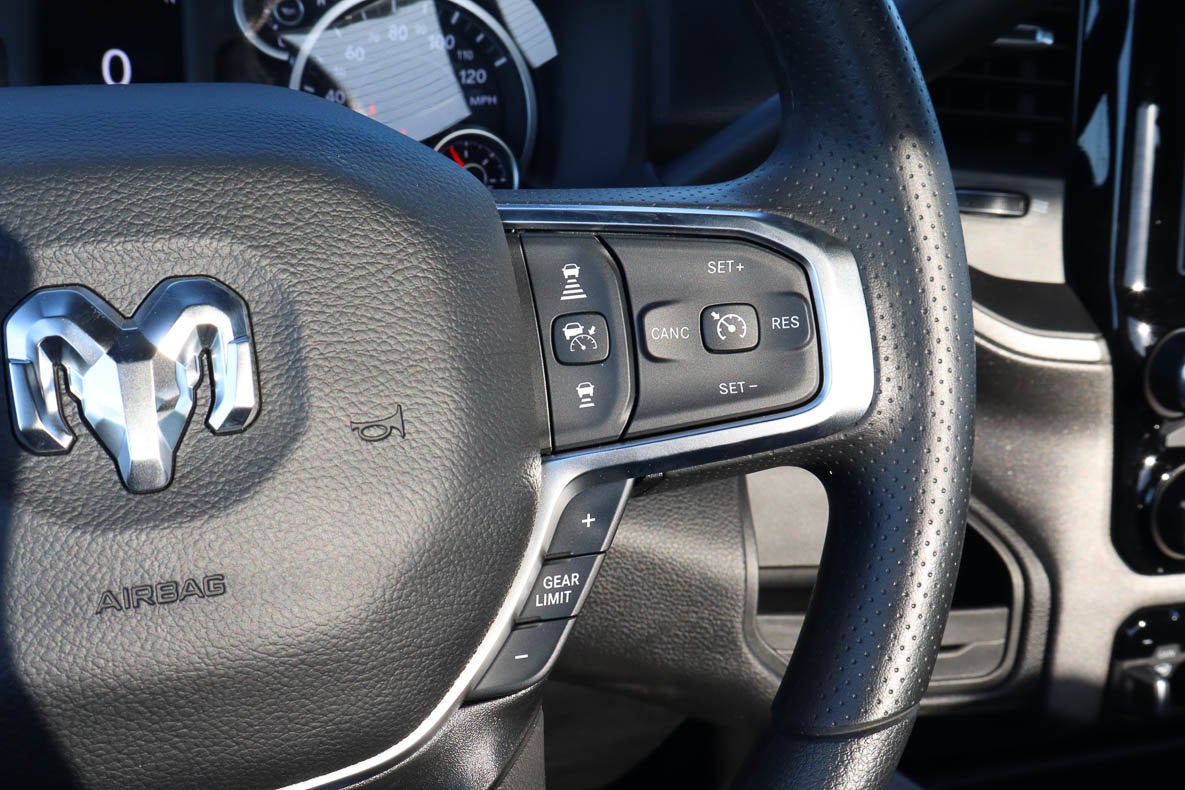 2026 RAM 5500 Chassis Cab Tradesman 4x2 Reg Cab 120 CA 204.5 WB