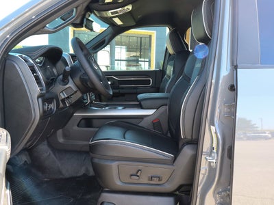 2026 RAM 5500 Chassis Cab Big Horn 4x4 Crew Cab 60 CA 173.4 WB