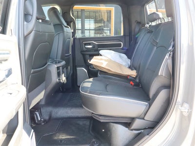 2026 RAM 5500 Chassis Cab Big Horn 4x4 Crew Cab 60 CA 173.4 WB