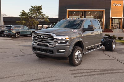 2027 RAM 5500 Chassis Cab Big Horn 4x4 Crew Cab 60 CA 173.4 WB