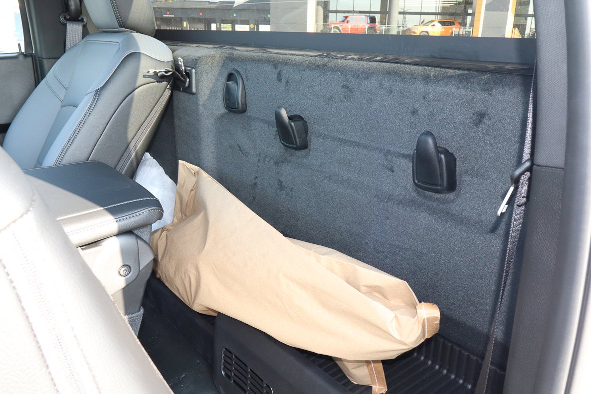 2026 RAM 3500 Chassis Cab Tradesman 4WD Reg Cab 60 CA 143.5 WB