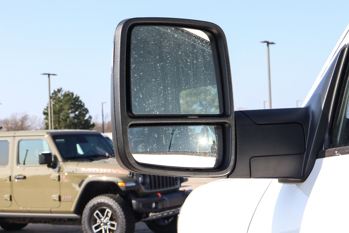 2026 RAM 3500 Chassis Cab Tradesman 4WD Reg Cab 60 CA 143.5 WB