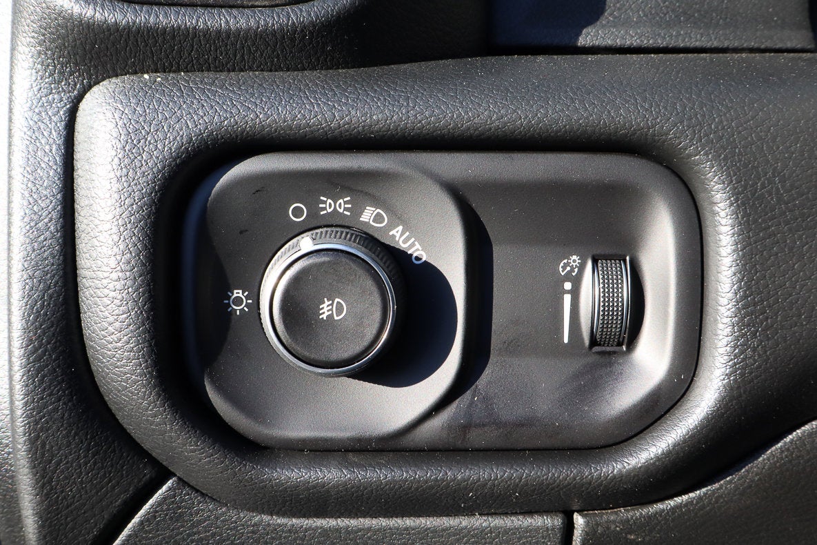 2026 RAM 3500 Chassis Cab Tradesman 4WD Reg Cab 60 CA 143.5 WB