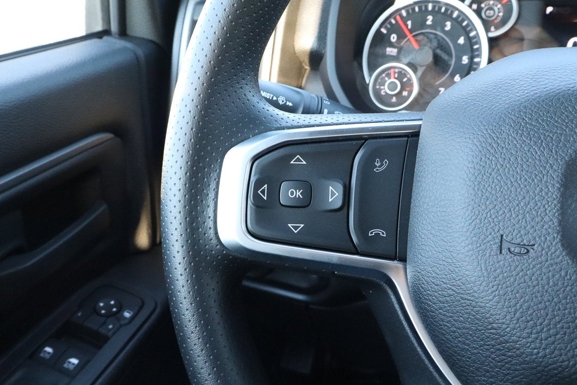 2026 RAM 3500 Chassis Cab Tradesman 4WD Reg Cab 60 CA 143.5 WB