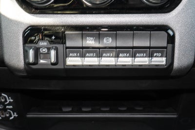 2026 RAM 3500 Chassis Cab Tradesman 4WD Crew Cab 60 CA 172.4 WB