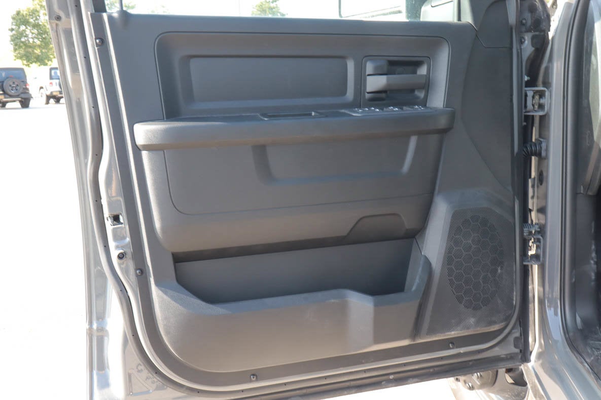 2026 RAM 3500 Chassis Cab Tradesman 4WD Crew Cab 60 CA 172.4 WB